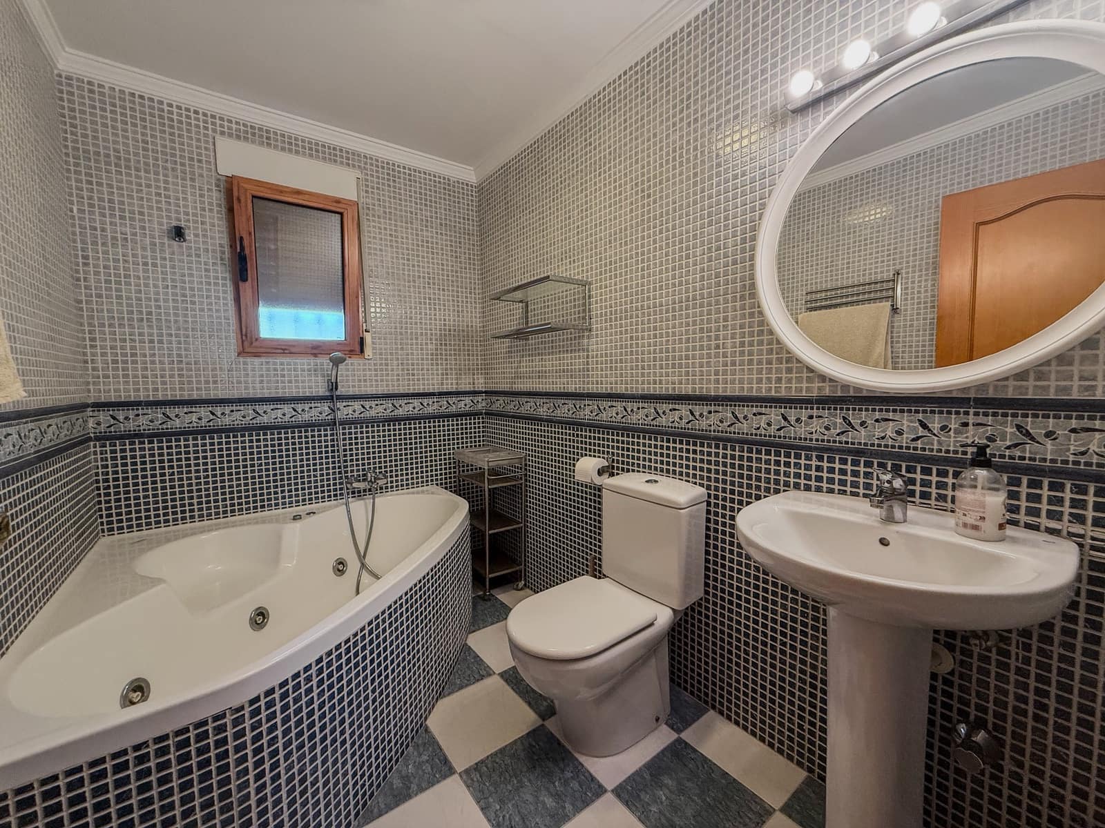 4 quarto Moradia para venda em La Sella com piscina - 635 000 € (Ref: 9242568)