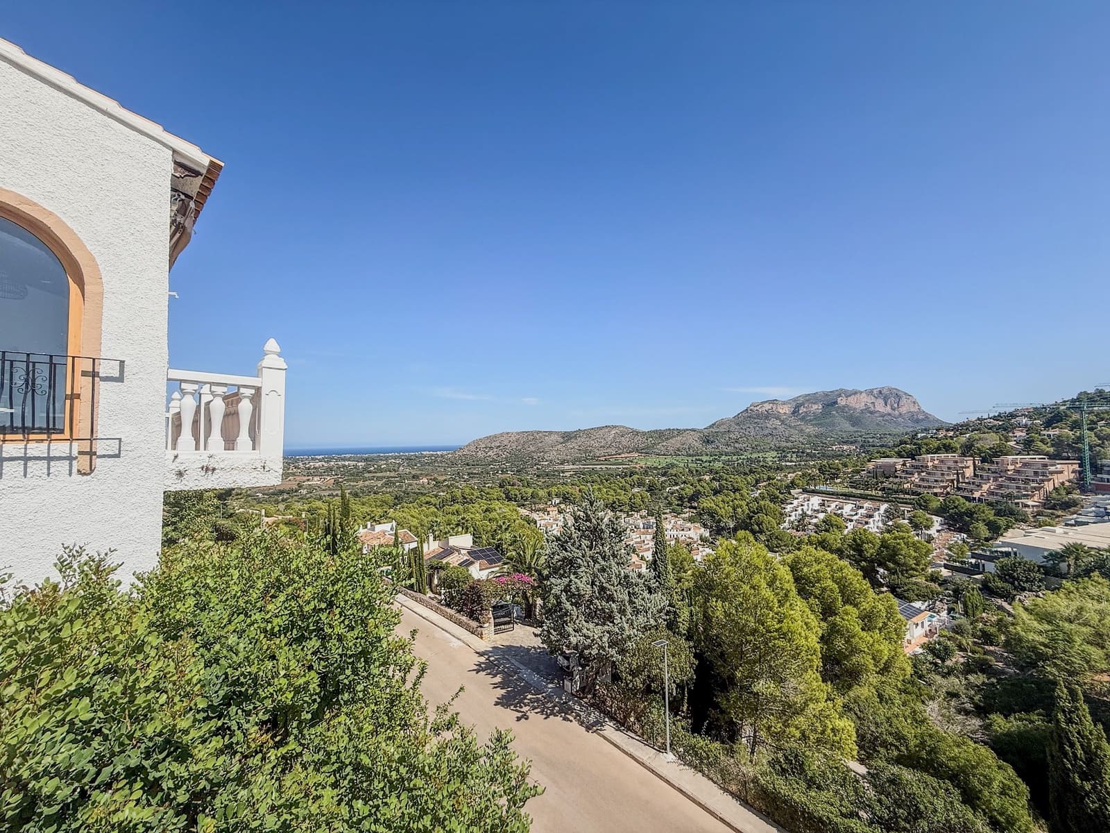 4 quarto Moradia para venda em La Sella com piscina - 635 000 € (Ref: 9242568)