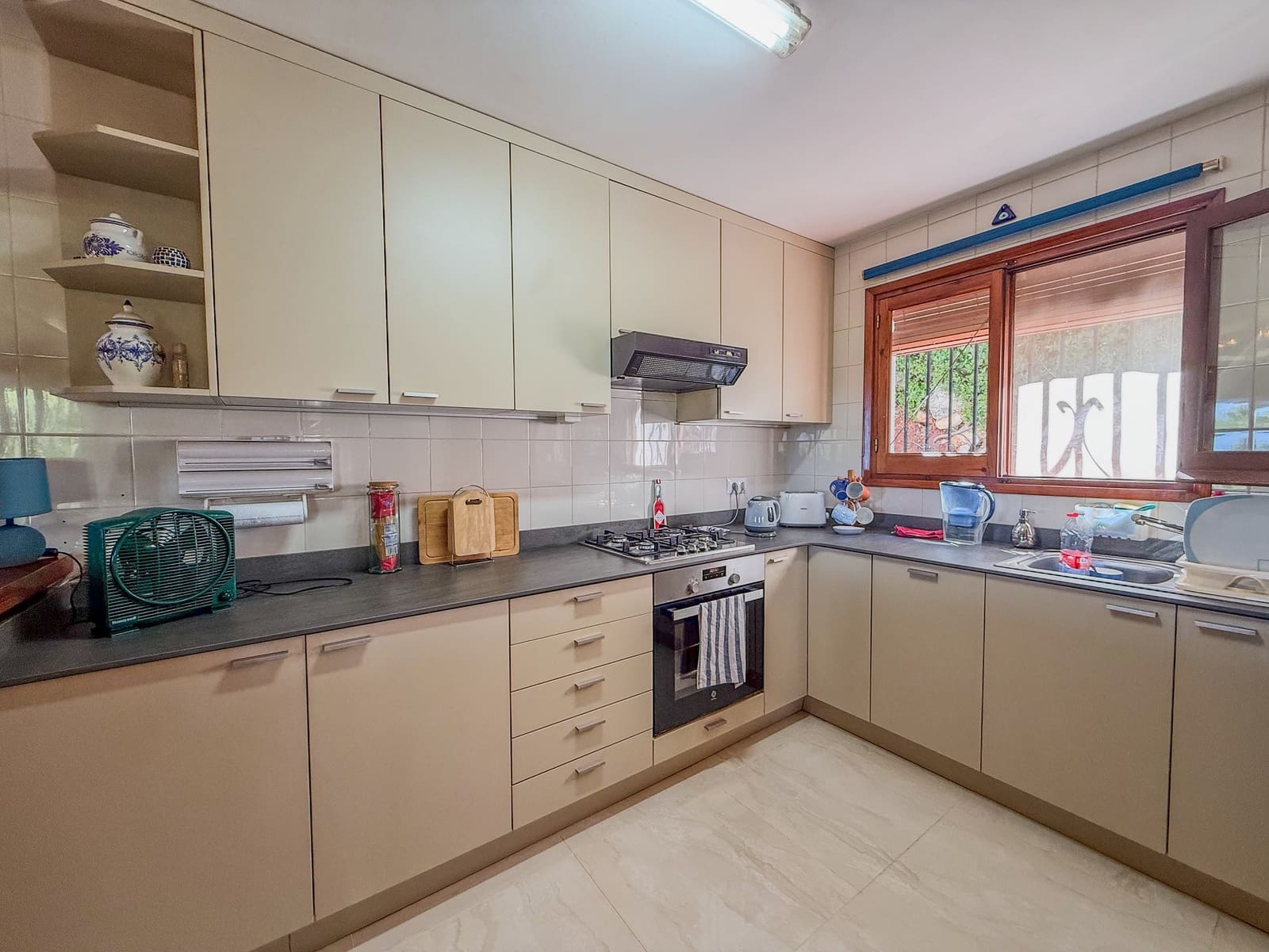 4 soverom Villa til salgs i Orba med svømmebasseng - € 460 000 (Ref: 9262106)