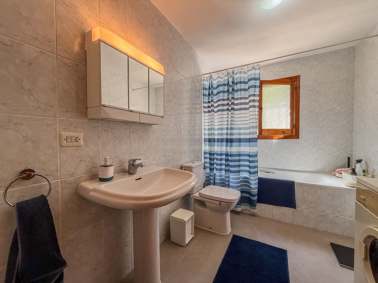 4 soverom Villa til salgs i Orba med svømmebasseng - € 460 000 (Ref: 9262106)