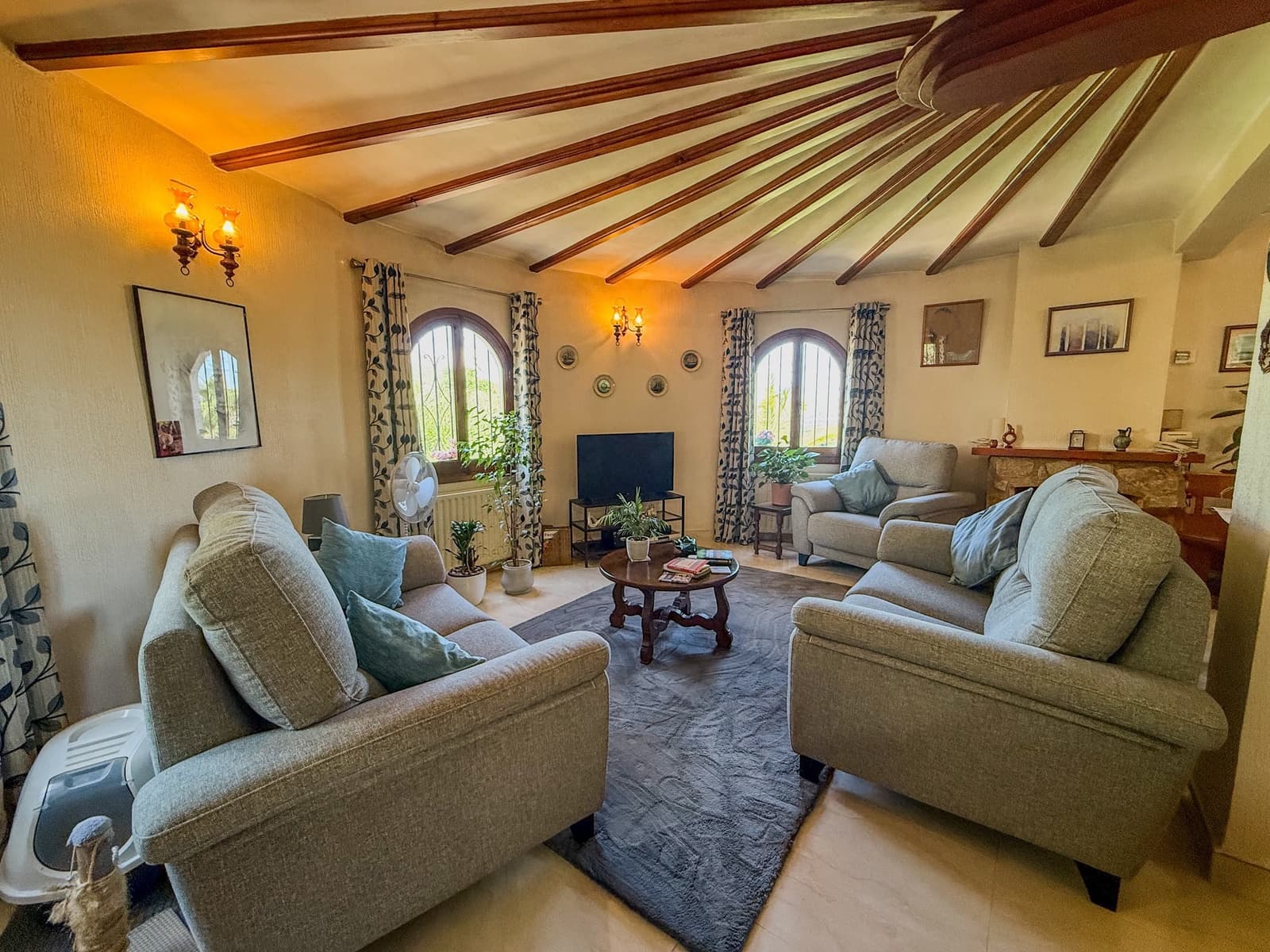 4 soverom Villa til salgs i Orba med svømmebasseng - € 460 000 (Ref: 9262106)