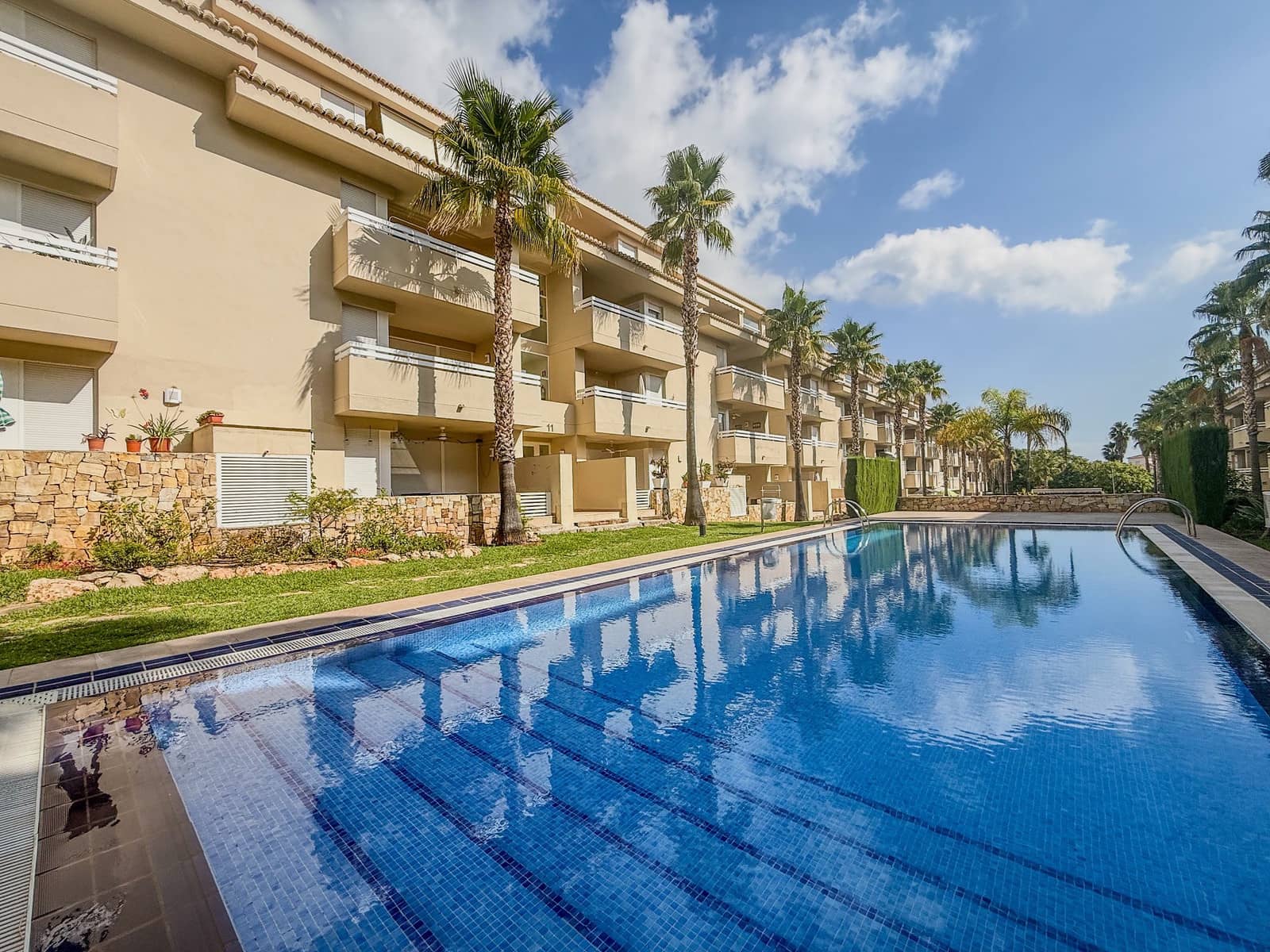 2 slaapkamer Appartement te koop in Pego met zwembad - € 195.000 (Ref: 9297742)