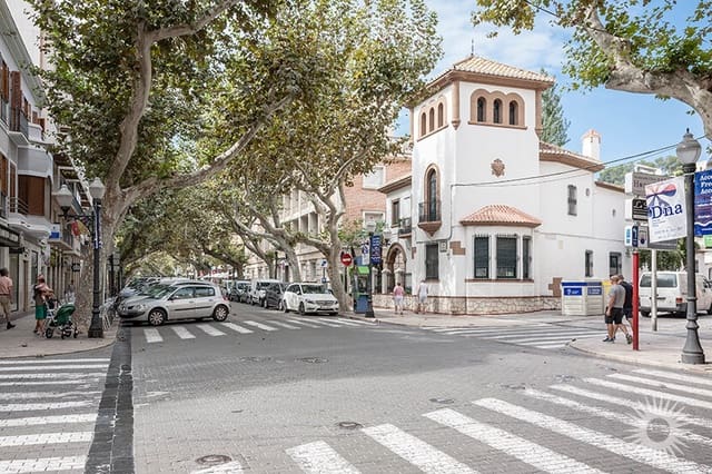 3 makuuhuone Huvila myytävänä paikassa El Montgó, Dénia mukana uima-altaan - 1 362 600 € (Ref: 9305000)