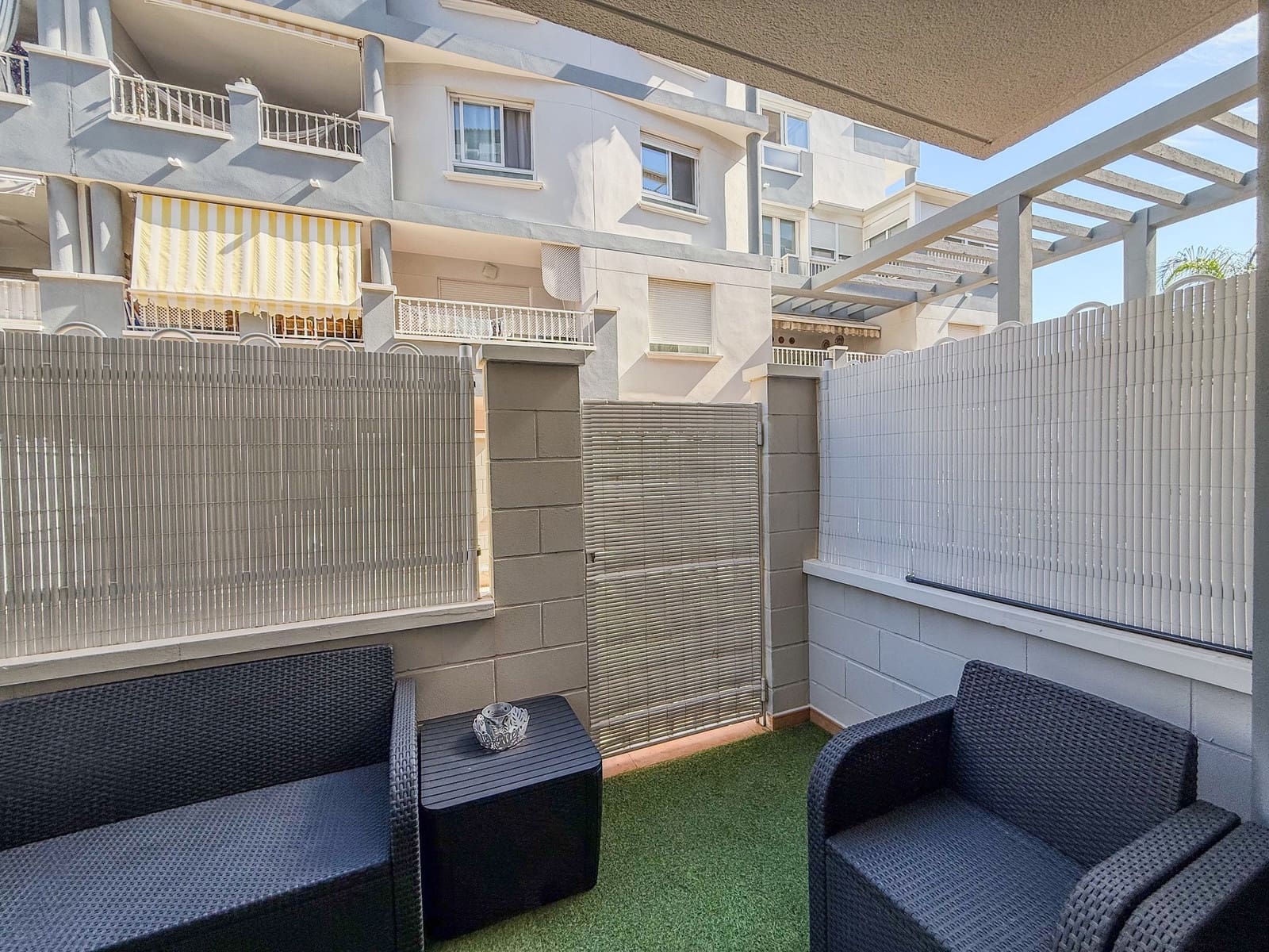 2 slaapkamer Appartement te koop in Denia met zwembad - € 310.000 (Ref: 9305015)