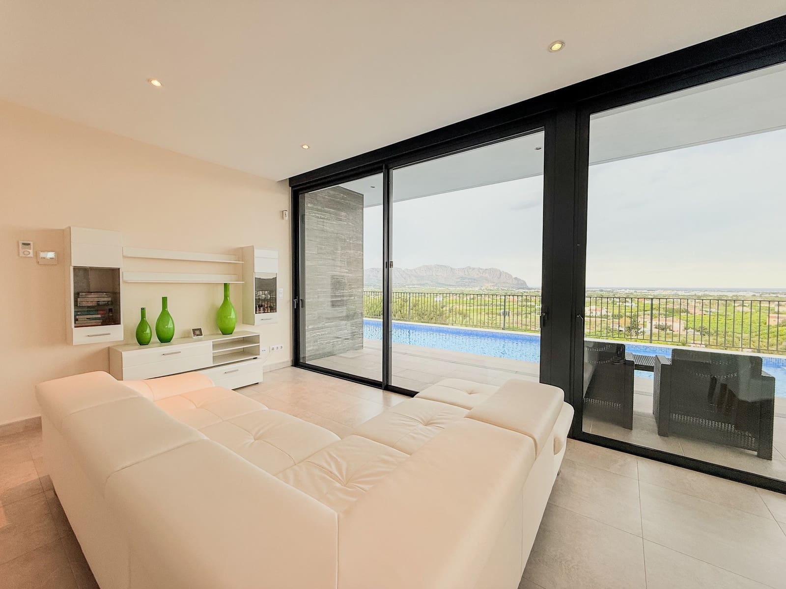 3 soverom Villa til salgs i Pedreguer med svømmebasseng - € 695 000 (Ref: 9305020)