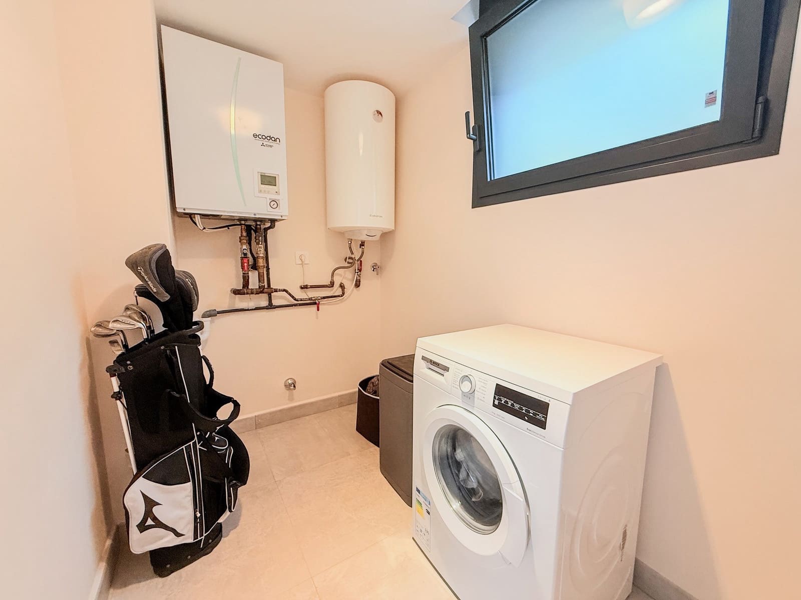 3 soverom Villa til salgs i Pedreguer med svømmebasseng - € 695 000 (Ref: 9305020)