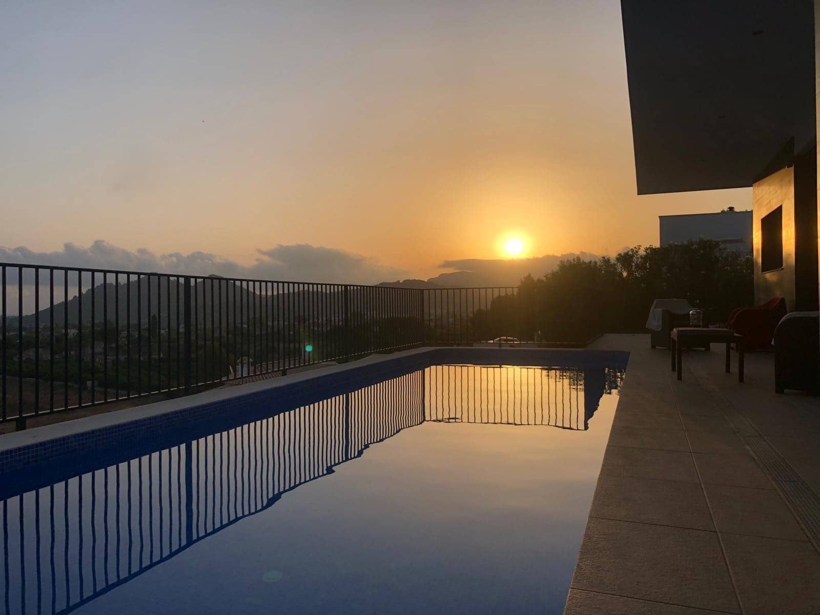 3 soverom Villa til salgs i Pedreguer med svømmebasseng - € 695 000 (Ref: 9305020)