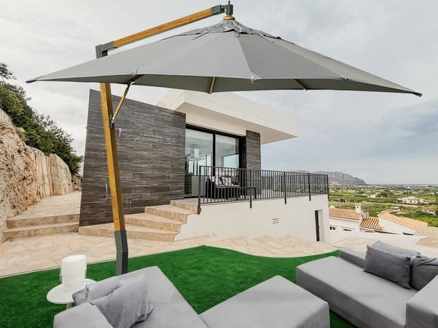 3 bedroom Villa for sale in Pedreguer with pool - € 695,000 (Ref: 9305020)