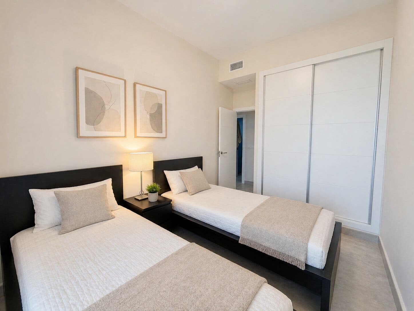 3 bedroom Villa for sale in Pedreguer with pool - € 675,000 (Ref: 9305020)