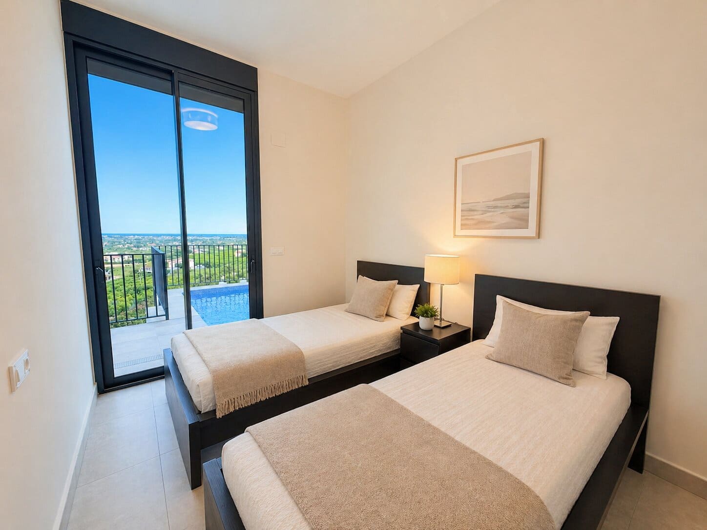 3 bedroom Villa for sale in Pedreguer with pool - € 675,000 (Ref: 9305020)
