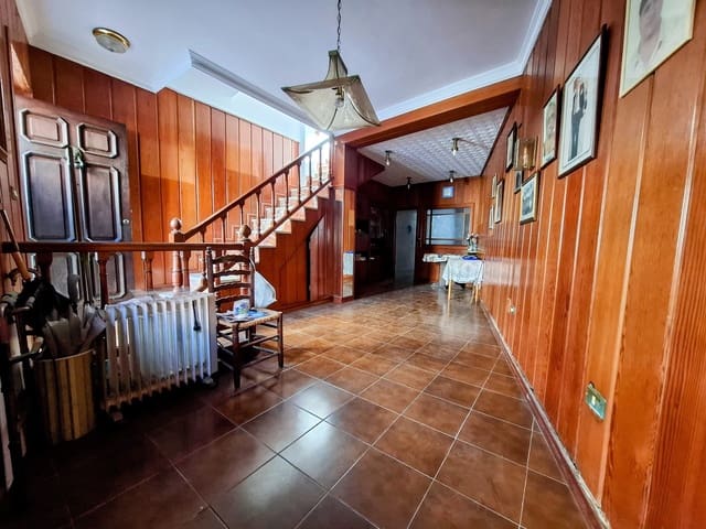 2 bedroom Townhouse for sale in El Puerto, Dénia - € 190,000 (Ref: 9305030)