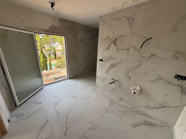 4 slaapkamer Villa te koop in Altea met zwembad - € 835.000 (Ref: 9305036)