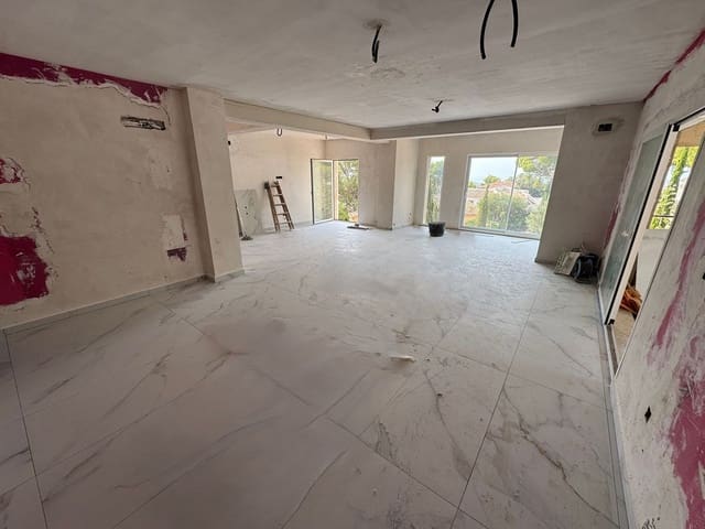 4 slaapkamer Villa te koop in Altea met zwembad - € 835.000 (Ref: 9305036)