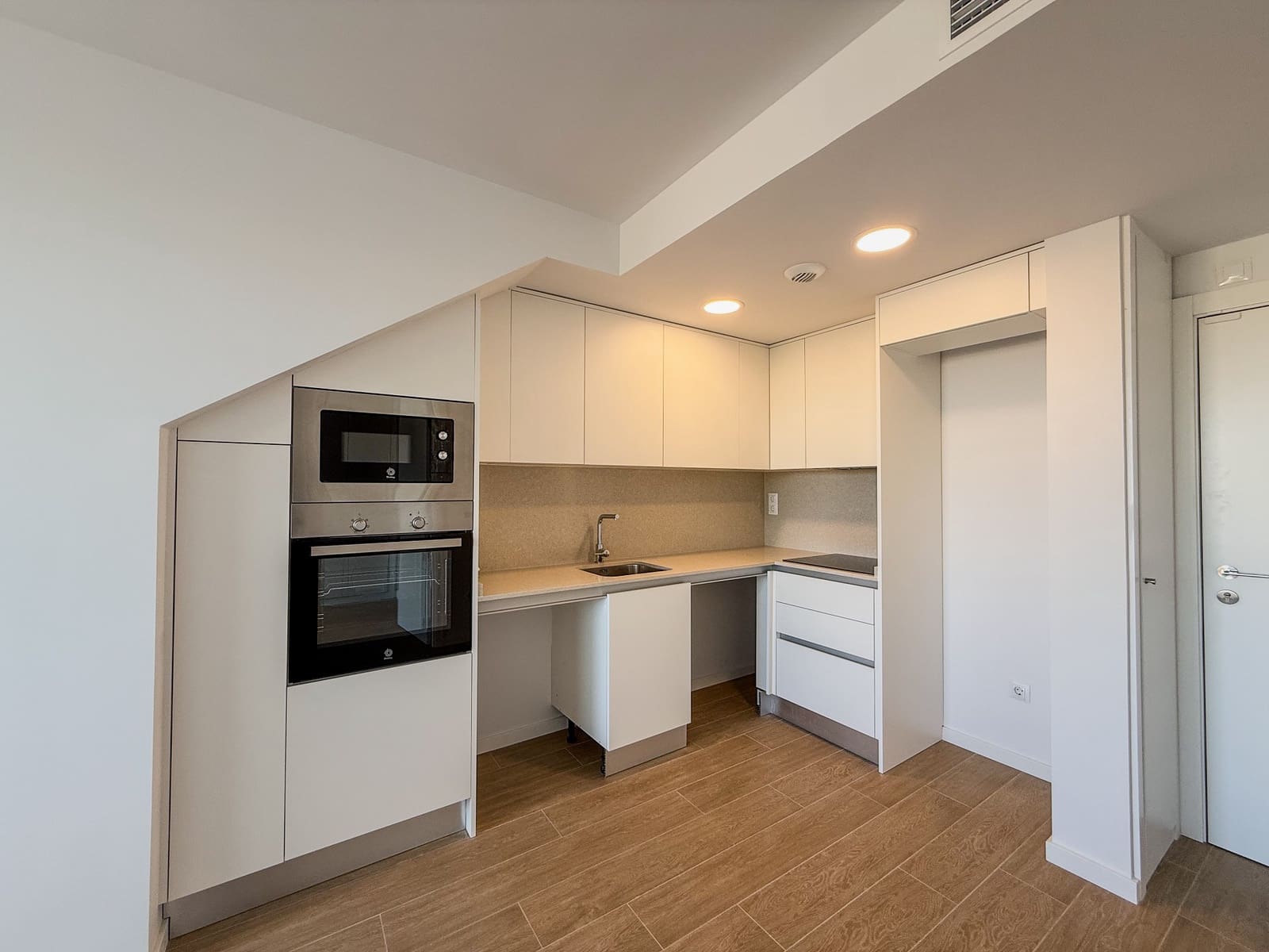 1 slaapkamer Penthouse te koop in Denia met zwembad - € 297.000 (Ref: 9305045)