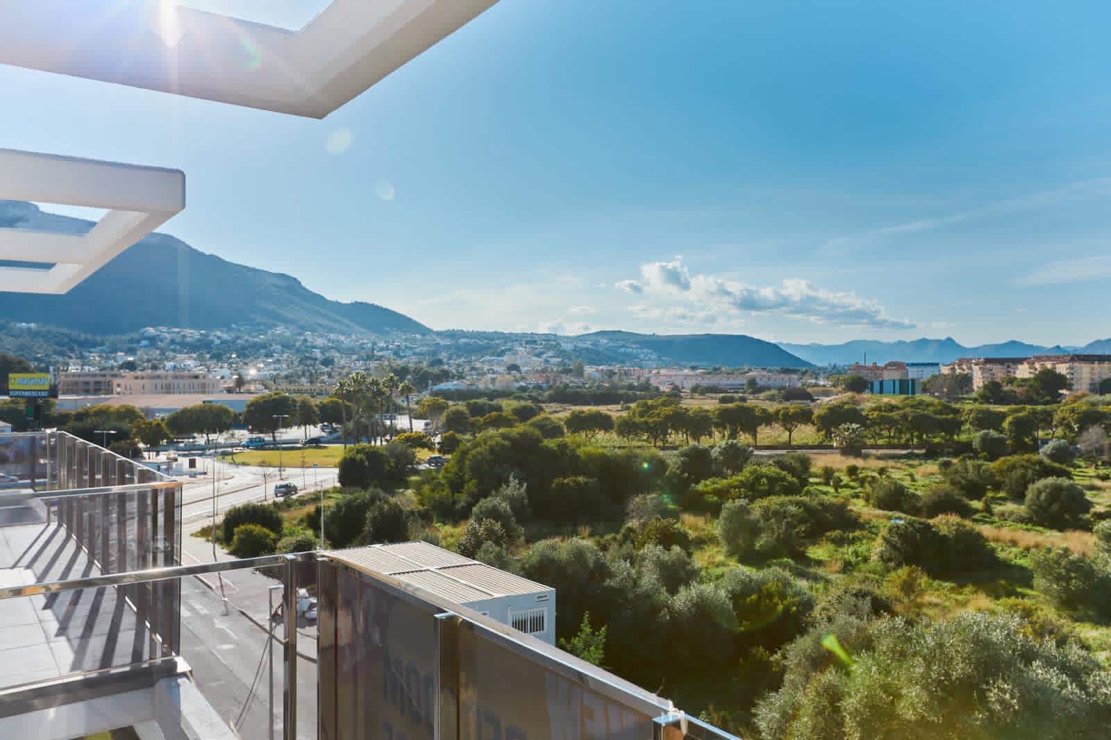 1 soveværelse Penthouse til salg i Denia med swimmingpool - € 308.000 (Ref: 9305045)