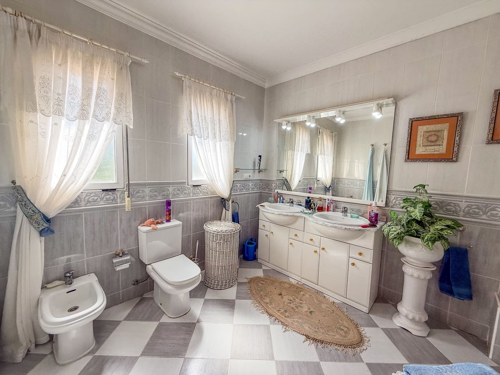 3 soverom Villa til salgs i Orba med svømmebasseng - € 650 000 (Ref: 9305046)