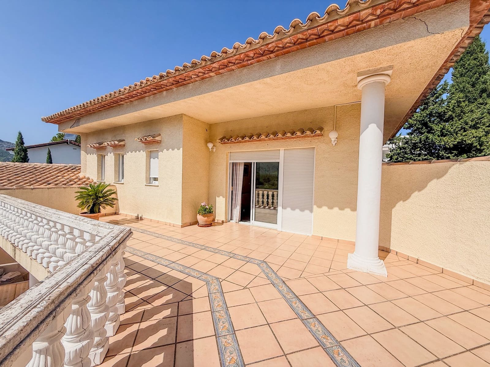 3 soverom Villa til salgs i Orba med svømmebasseng - € 650 000 (Ref: 9305046)