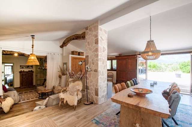 3 slaapkamer Villa te koop in Alcalalí / Alcanalí - € 695.000 (Ref: 9305047)