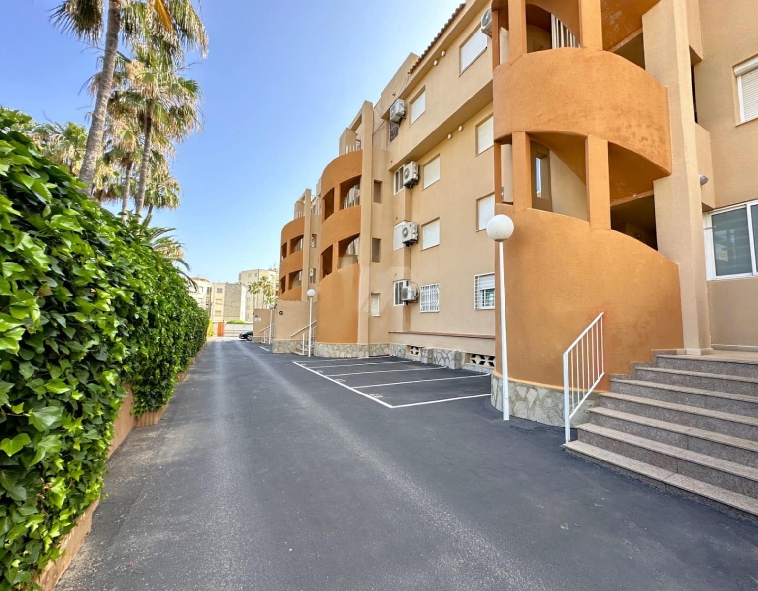 3 sovrum Lägenhet till salu i Denia med pool - 384 000 € (Ref: 9305051)