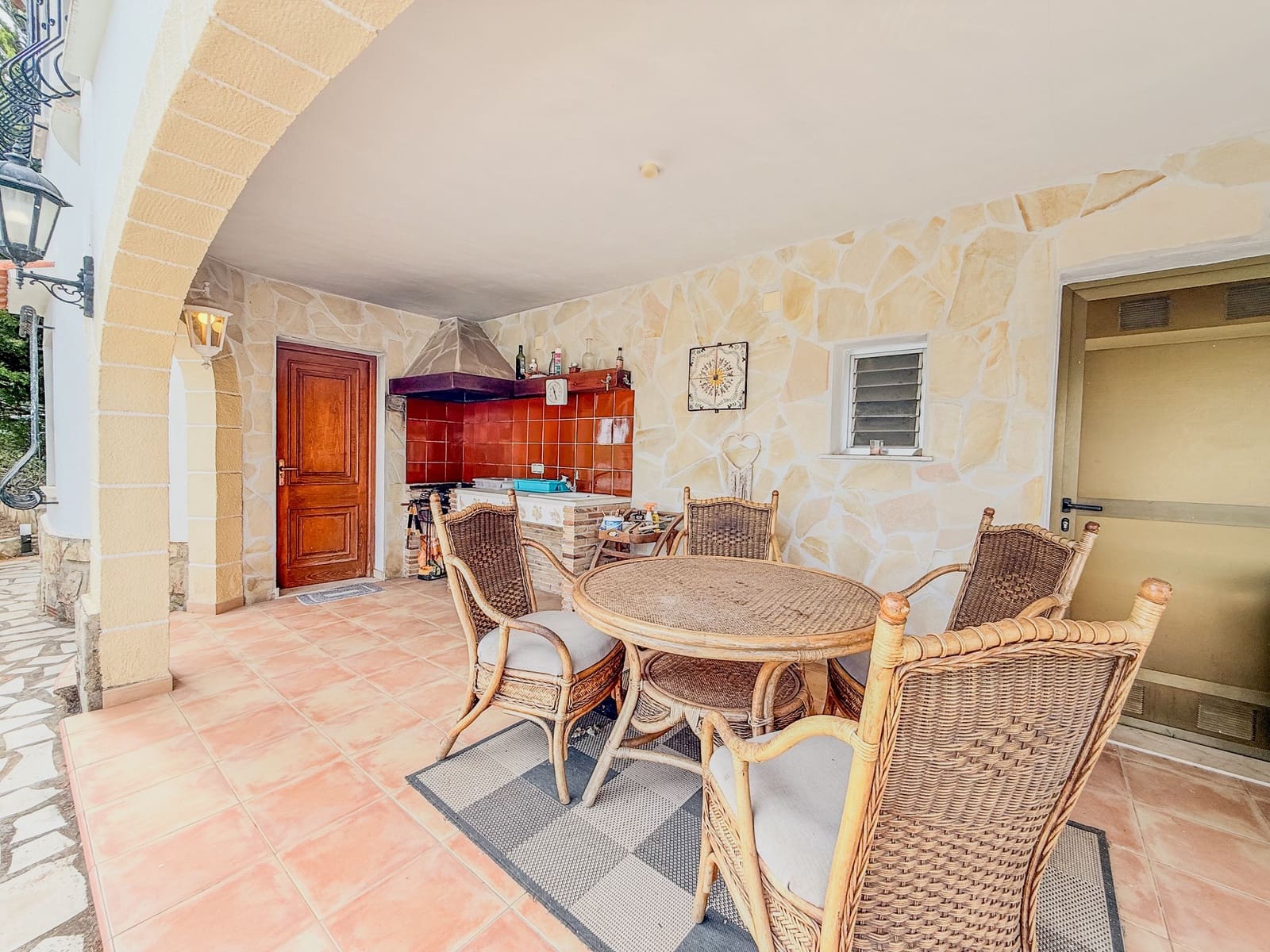 4 soveværelse Villa til salg i Denia med swimmingpool - € 595.000 (Ref: 9305052)