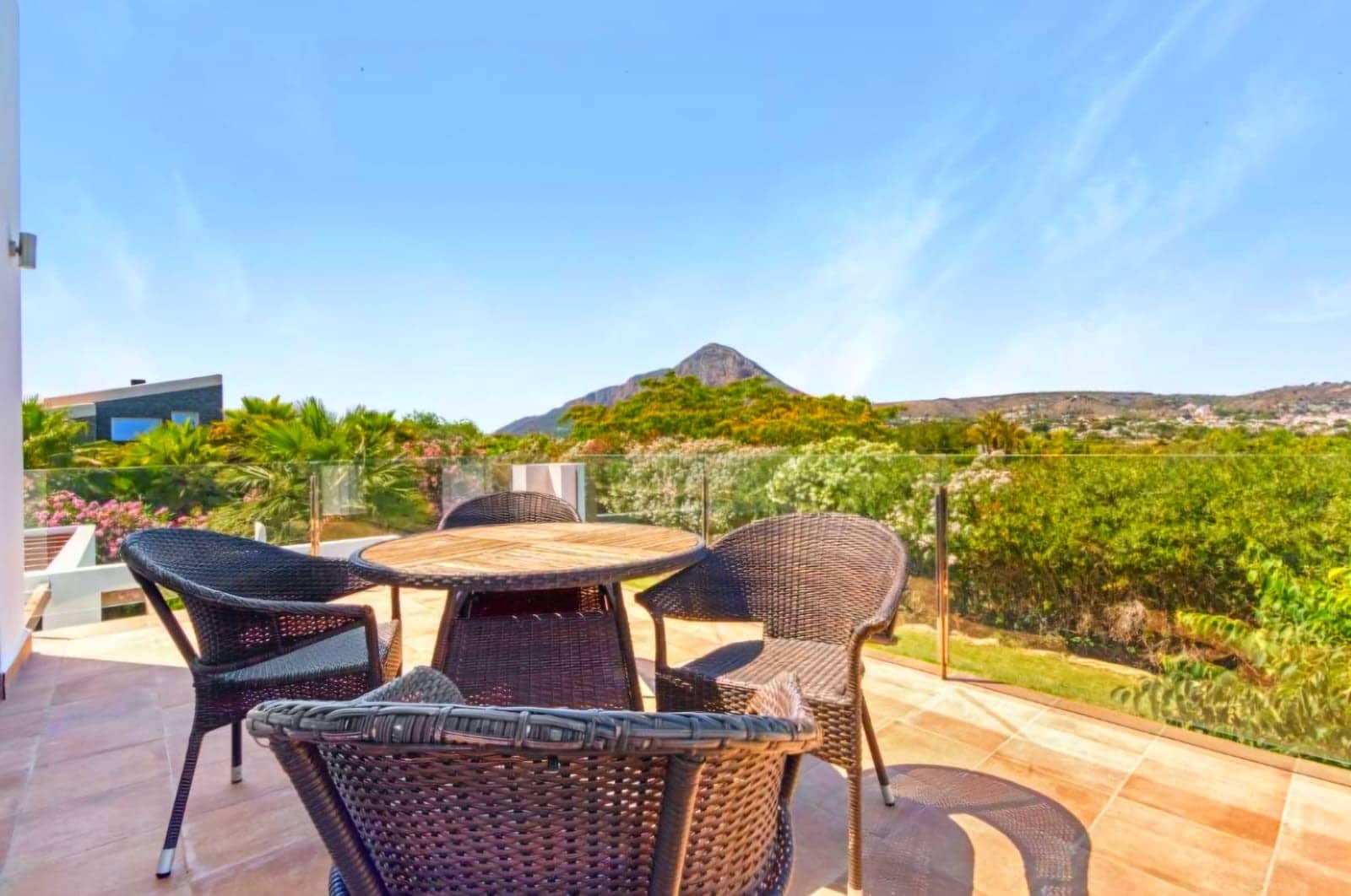 5 Zimmer Villa zu verkaufen in Javea / Xabia mit Pool - 1.200.000 € (Ref: 9305062)