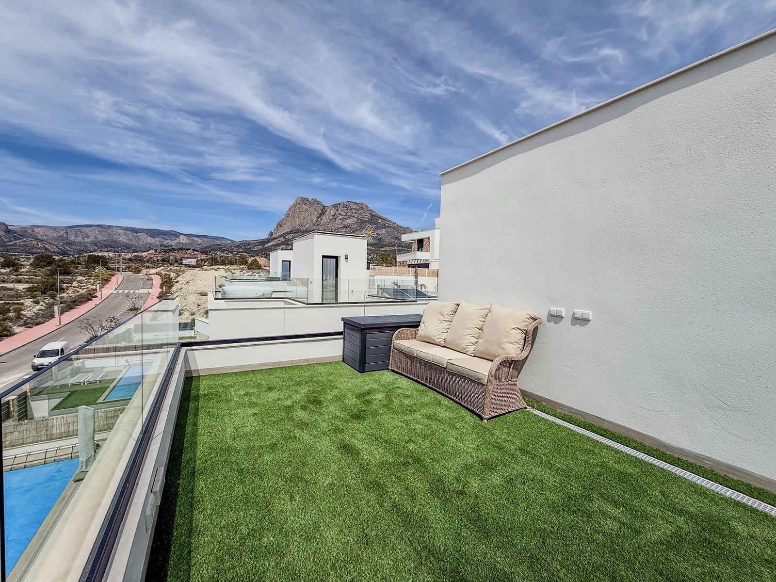 3 makuuhuone Huvila myytävänä paikassa Finestrat mukana uima-altaan - 675 000 € (Ref: 9305063)