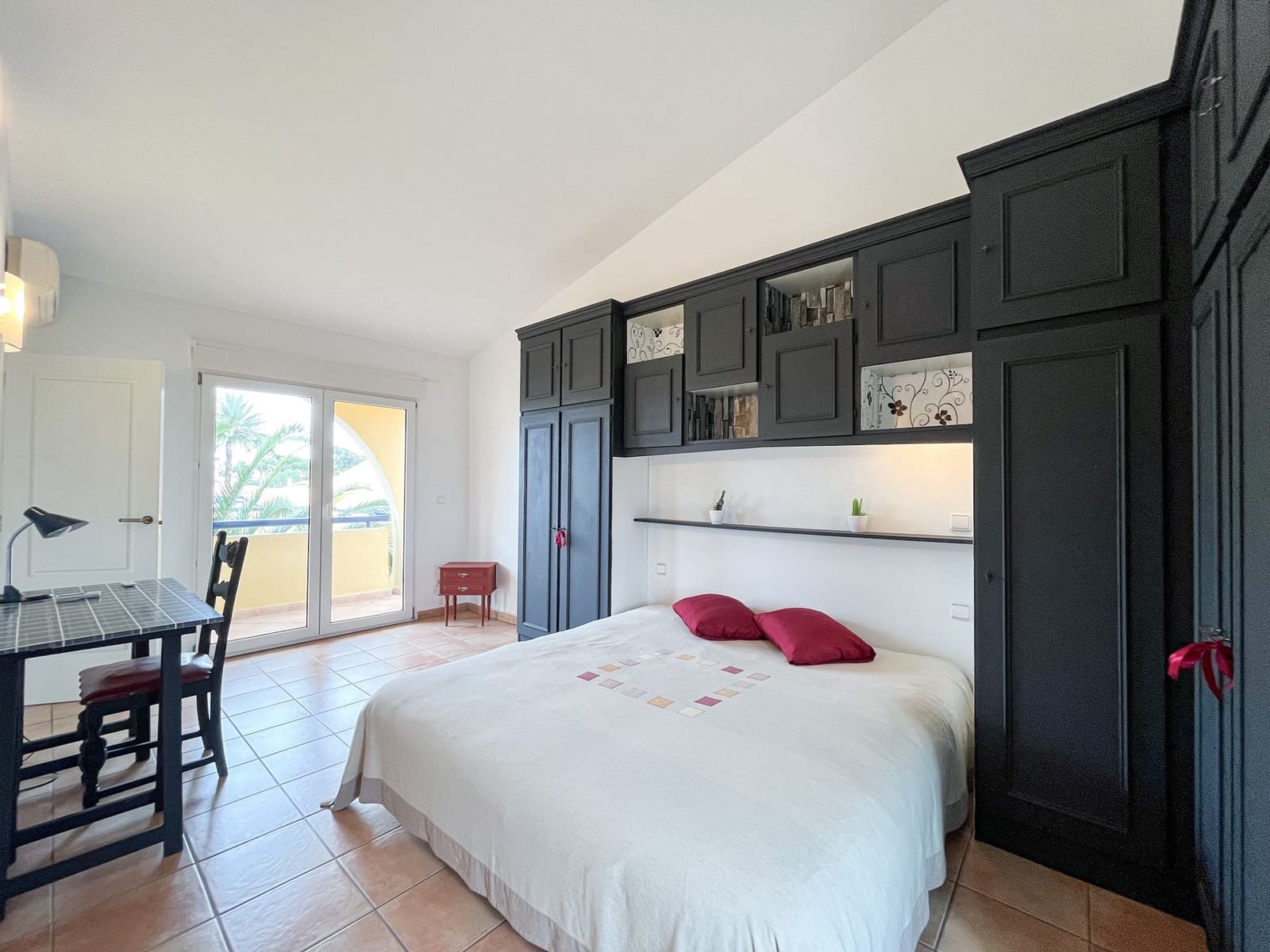 3 slaapkamer Villa te koop in Els Poblets met zwembad - € 848.000 (Ref: 9305066)