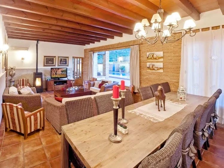 12 sypialnia Willa na sprzedaż w Lliber z basenem - 1 550 000 € (Ref: 9305069)