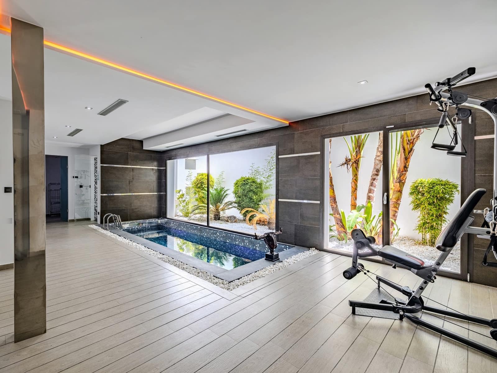 5 makuuhuone Huvila myytävänä paikassa Javea / Xabia mukana uima-altaan - 2 350 000 € (Ref: 9305080)