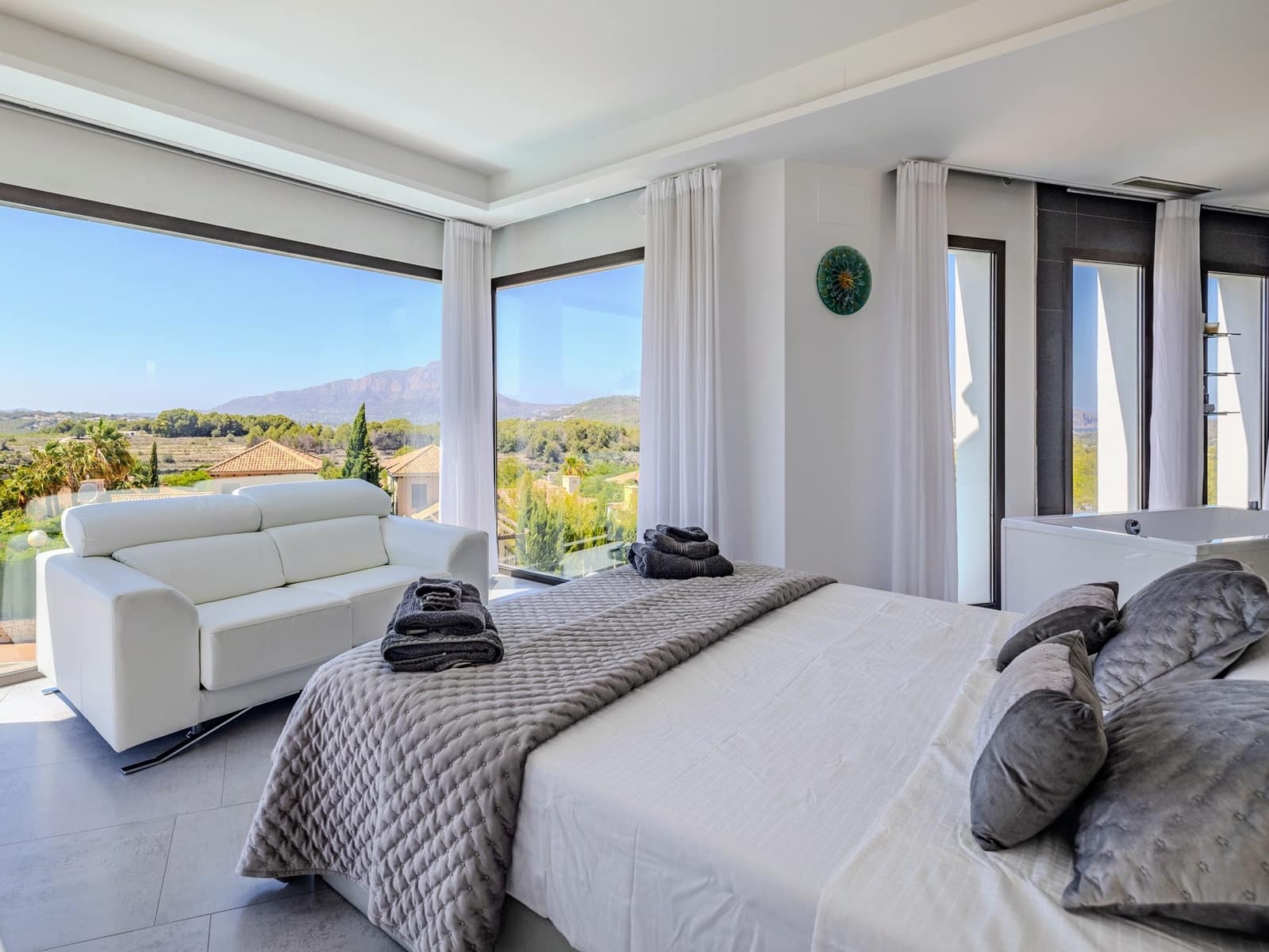 5 makuuhuone Huvila myytävänä paikassa Javea / Xabia mukana uima-altaan - 2 350 000 € (Ref: 9305080)