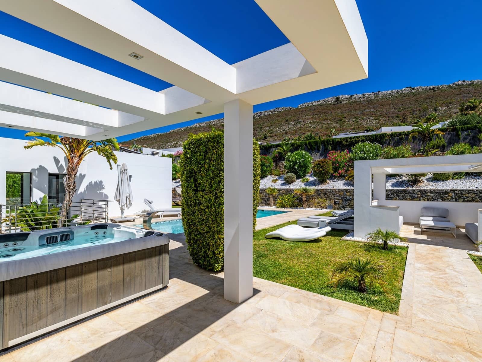 5 makuuhuone Huvila myytävänä paikassa Javea / Xabia mukana uima-altaan - 2 350 000 € (Ref: 9305080)