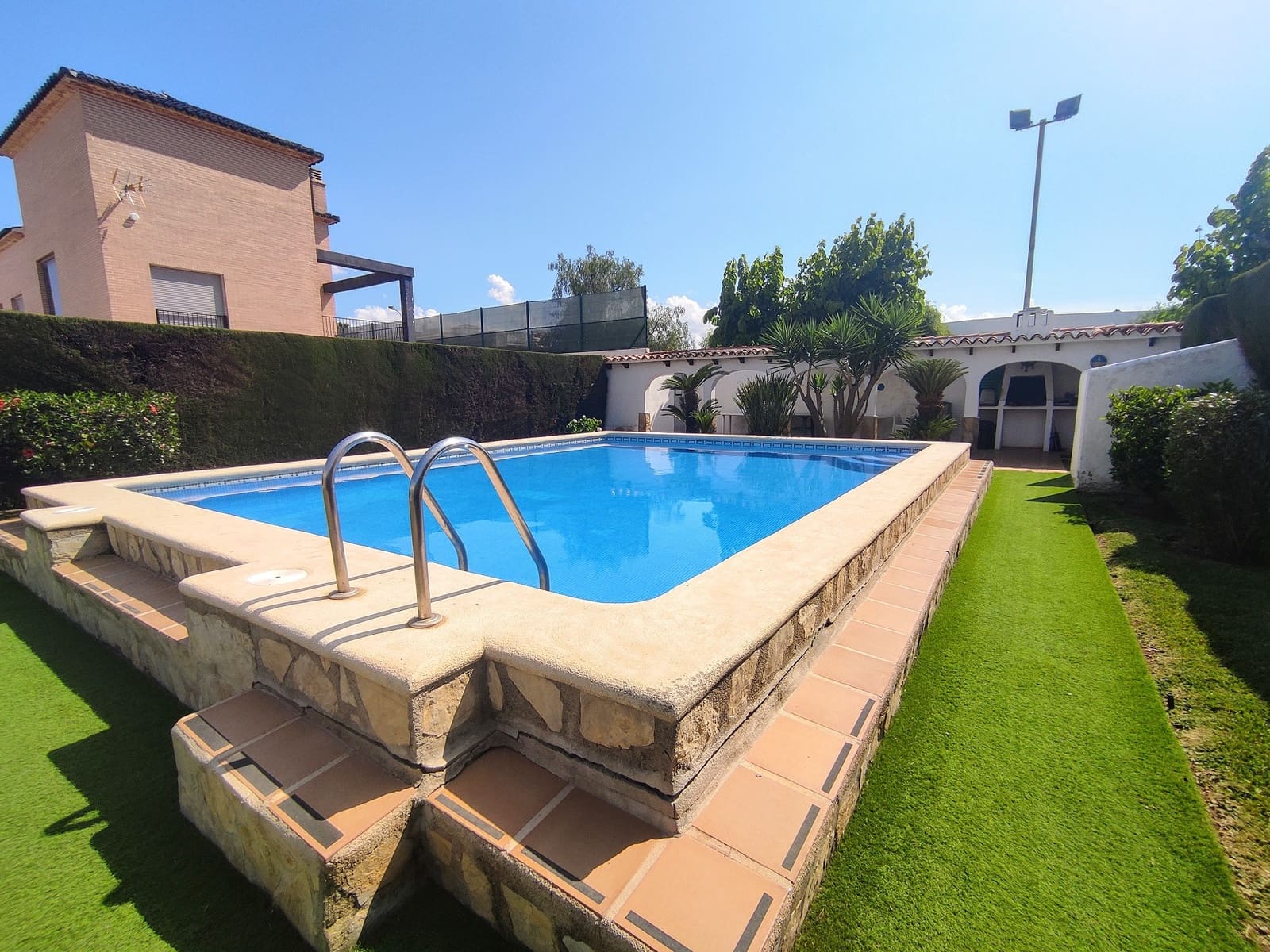 1 slaapkamer Appartement te koop in Oliva met zwembad - € 165.000 (Ref: 9306311)