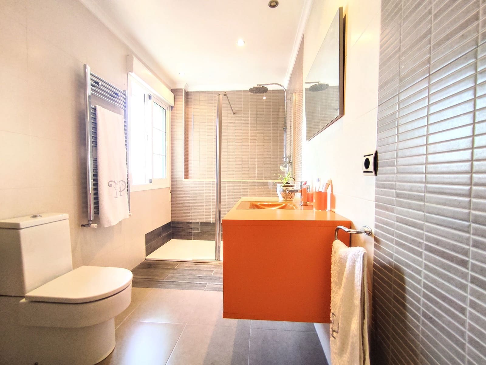 Chalet de 5 habitaciones en Daimús en venta con piscina - 599.000 € (Ref: 9306316)