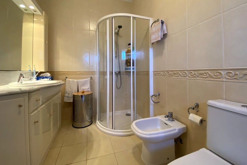 3 bedroom Villa for sale in Ador with pool - € 449,000 (Ref: 9306317)