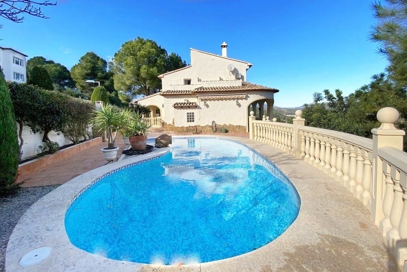 3 bedroom Villa for sale in Ador with pool - € 449,000 (Ref: 9306317)