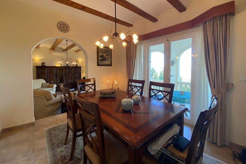 3 bedroom Villa for sale in Ador with pool - € 449,000 (Ref: 9306317)