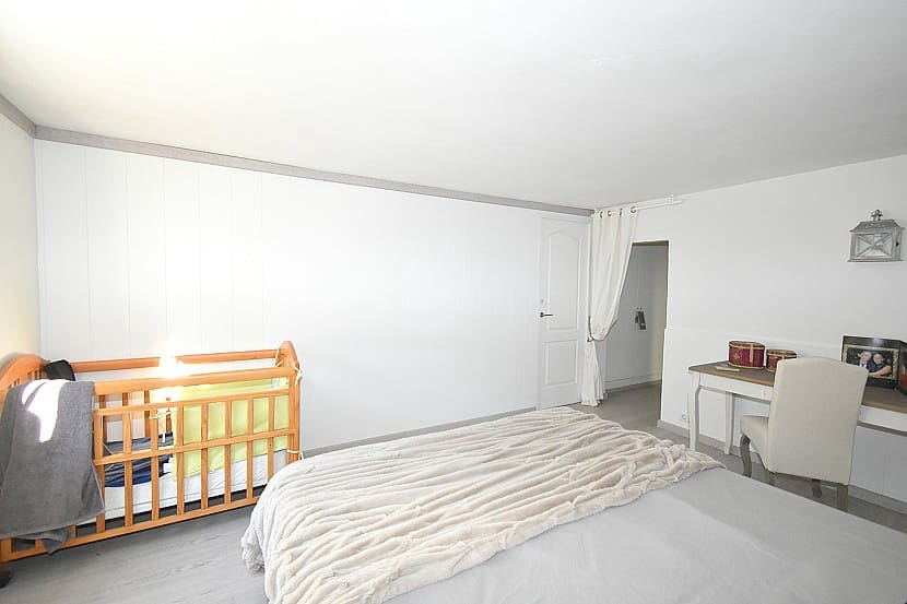 9 slaapkamer Villa te koop in Gandia met zwembad - € 990.000 (Ref: 9306319)