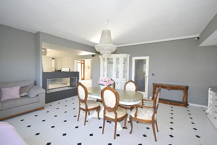 9 slaapkamer Villa te koop in Gandia met zwembad - € 990.000 (Ref: 9306319)