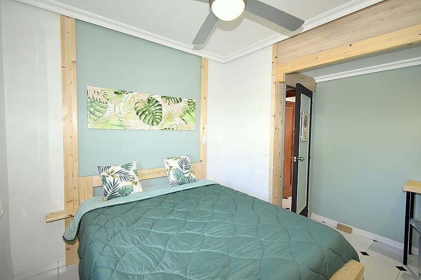 9 slaapkamer Villa te koop in Gandia met zwembad - € 990.000 (Ref: 9306319)