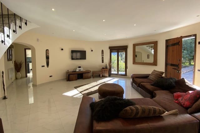 Chalet de 4 habitaciones en Barx en venta con piscina - 795.000 € (Ref: 9306320)