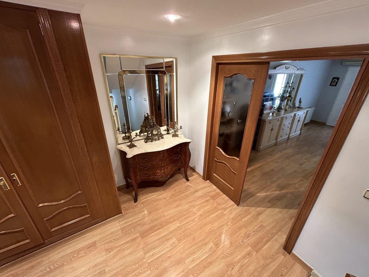 6 slaapkamer Villa te koop in Oliva met zwembad - € 380.000 (Ref: 9306321)