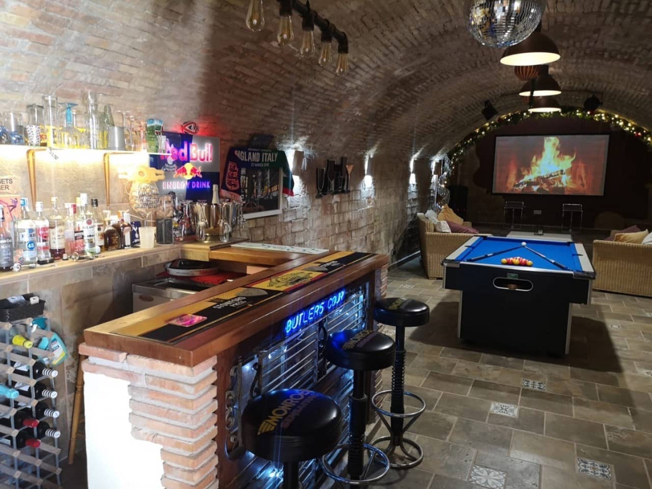 7 soveværelse Villa til salg i Gandia med swimmingpool - € 695.000 (Ref: 9306322)