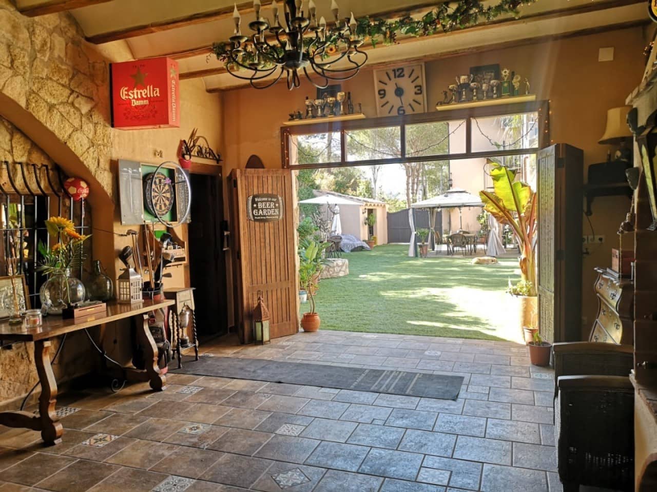 7 soveværelse Villa til salg i Gandia med swimmingpool - € 695.000 (Ref: 9306322)