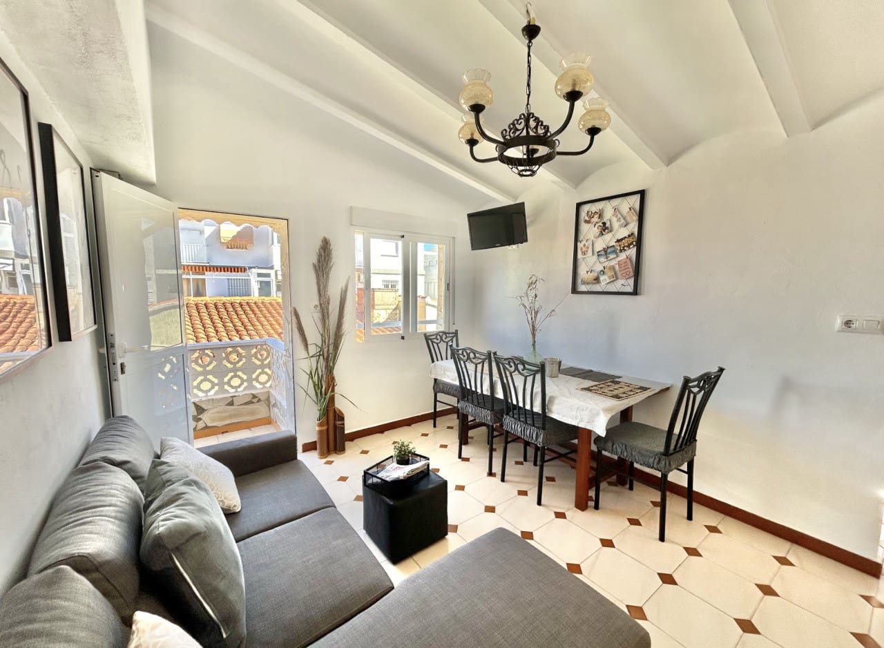 7 soveværelse Villa til salg i Oliva - € 399.000 (Ref: 9306323)