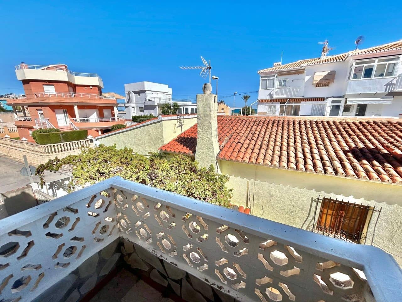 7 soveværelse Villa til salg i Oliva - € 399.000 (Ref: 9306323)