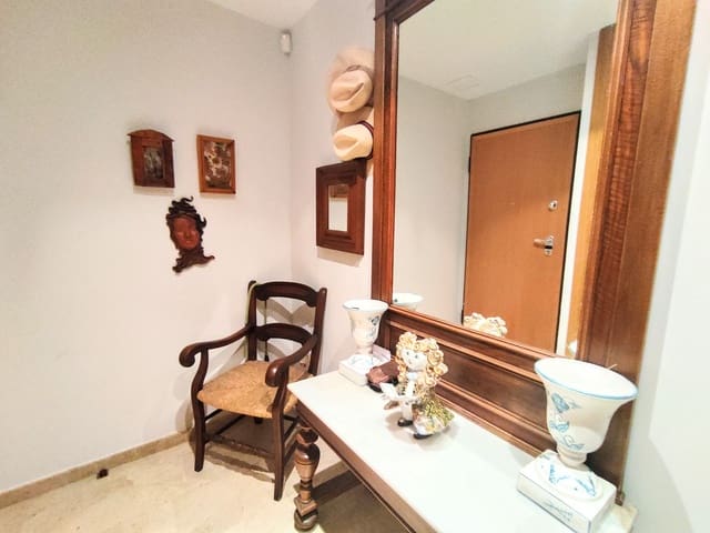 4 soveværelse Lejlighed til salg i Oliva - € 199.000 (Ref: 9306325)