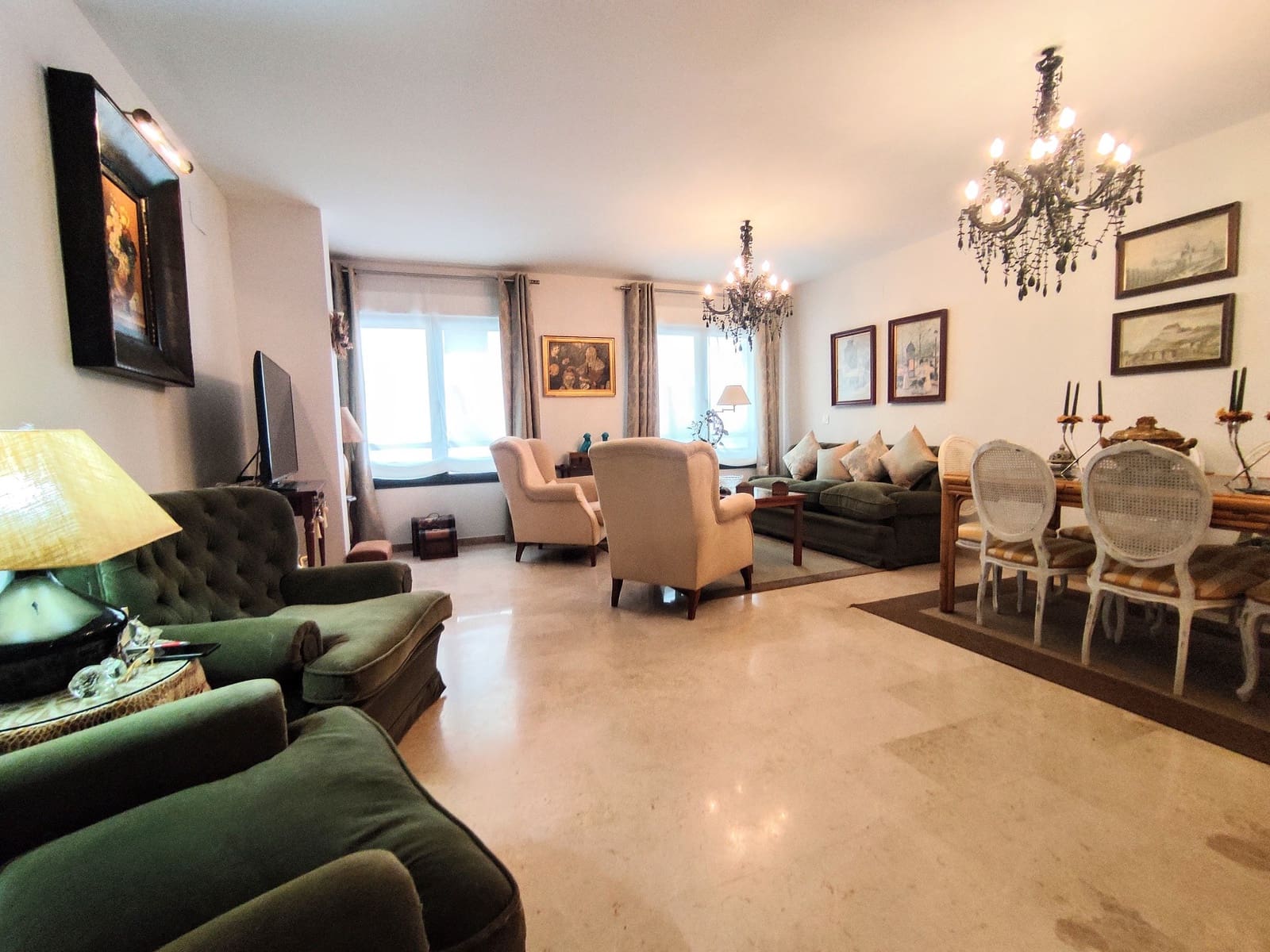 4 makuuhuone Huoneisto myytävänä paikassa Oliva - 199 000 € (Ref: 9306325)