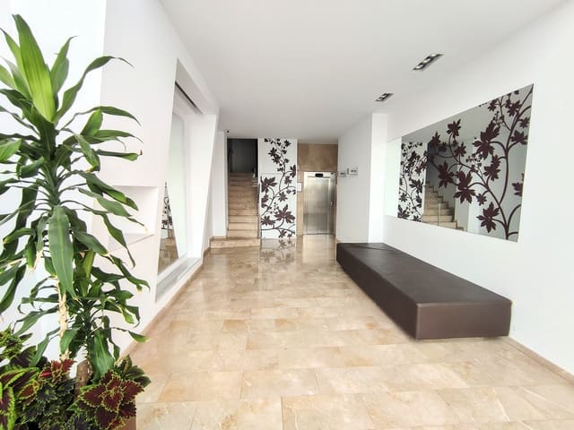 4 soveværelse Lejlighed til salg i Oliva - € 199.000 (Ref: 9306325)