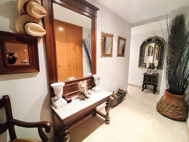 4 soveværelse Lejlighed til salg i Oliva - € 199.000 (Ref: 9306325)