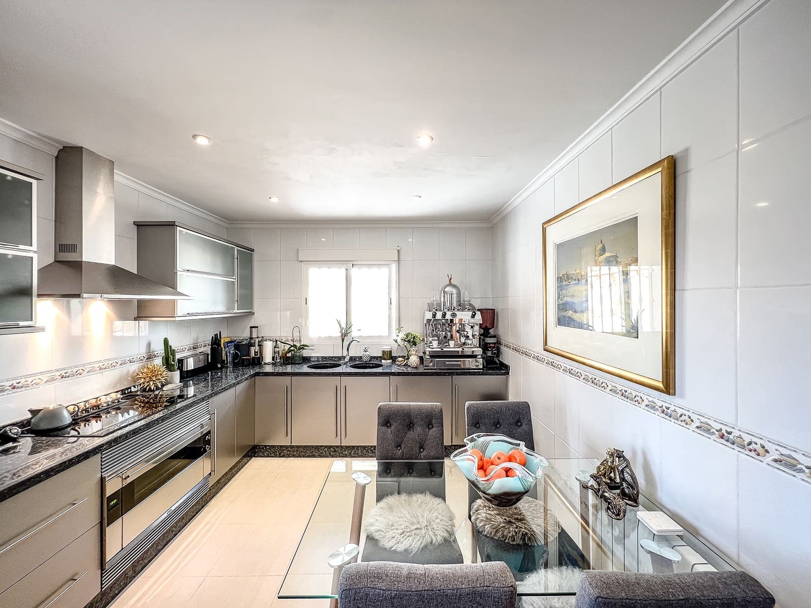 5 sypialnia Willa na sprzedaż w Pego z basenem - 699 000 € (Ref: 9308342)